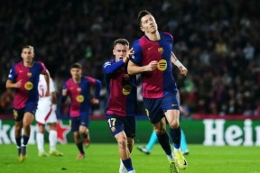 巴塞罗那带队取胜！，莱万多夫斯基重要时刻重返赛场上演精彩一战(巴萨对莱万特全场集锦)