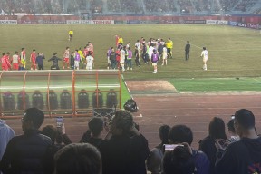 萨拉赫赛事官方发布关键助攻新规，TES争议不断！的简单介绍